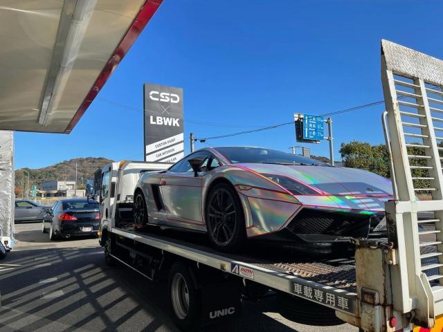 ランボルギーニ ガヤルド カーラッピング 施工 山口県 宇部市でカスタム ドレスアップ 各種パーツ取付なら 株 ｃ ｓ ｄ シーエスディー にお任せください グーネットピット