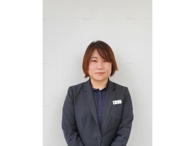 スタッフ紹介1