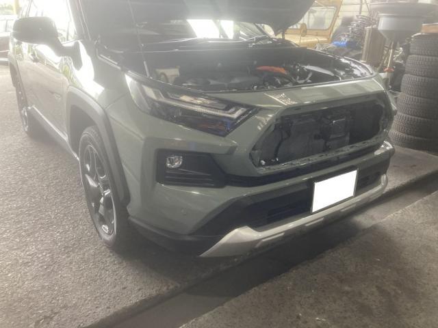 ＲＡＶ４　ハイブリッド　タコマグリル　LEDマーカー　ミリ波レーダー・フロントカメラ加工取り付け