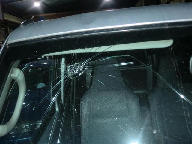 クリッパーバン　ガラス交換　ヘッドライト交換　鈑金塗装