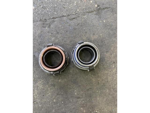 スズキ　エブリィ　クラッチ　交換　修理【鳥取県　鳥取市で持込でのタイヤ交換・ナビ・ETC・ドライブレコーダー等のパーツ取付・車検・整備・修理の事なら智頭石油　オーレ叶　へお問合わせ下さい！ ！】