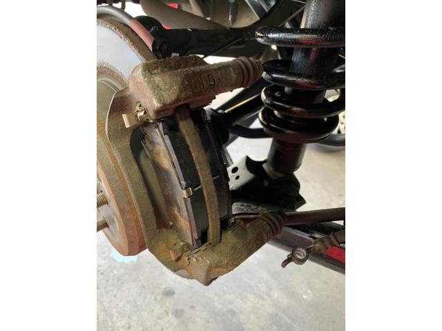 トヨタ　シエンタ　足回りから異音　修理【鳥取県　鳥取市で持込でのタイヤ交換・ナビ・ETC・ドライブレコーダー等のパーツ取付・車検・整備・修理の事なら智頭石油　オーレ叶　へお問合わせ下さい！ ！】