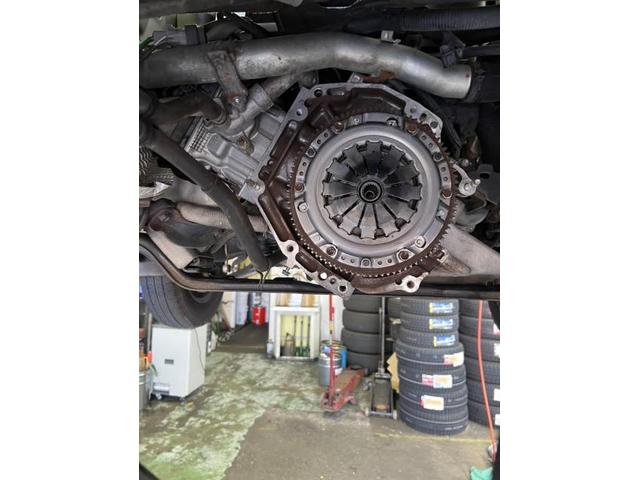 スズキ　エブリィ　クラッチの調子がおかしい・・・　クラッチ交換　修理【鳥取県　鳥取市で持込でのタイヤ交換・ナビ・ETC・ドライブレコーダー等のパーツ取付・車検・整備・修理の事なら智頭石油　オーレ叶　へお問合わせ下さい！ ！】