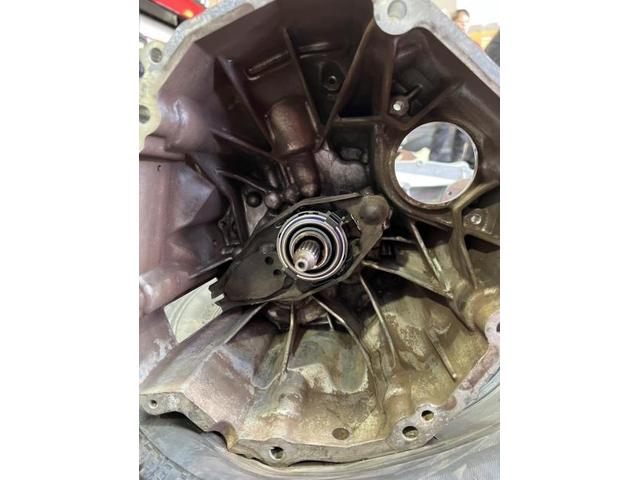 スズキ　エブリィ　クラッチの調子がおかしい・・・　クラッチ交換　修理【鳥取県　鳥取市で持込でのタイヤ交換・ナビ・ETC・ドライブレコーダー等のパーツ取付・車検・整備・修理の事なら智頭石油　オーレ叶　へお問合わせ下さい！ ！】