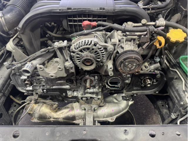 スバル　レガシィツーリングワゴン　タイミングベルト交換【鳥取県　鳥取市で持込でのタイヤ交換・ナビ・ETC・ドライブレコーダー等のパーツ取付・車検・整備・修理の事なら智頭石油　オーレ叶　へ！】