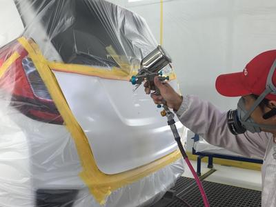 板金塗装お任せください