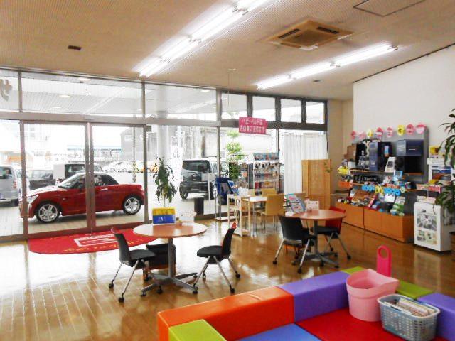 山口ダイハツ販売(株) 宇部店(5枚目)