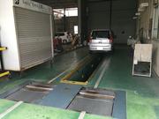 車検専用ラインも完備しています作業もスムーズでお待たせいたしません