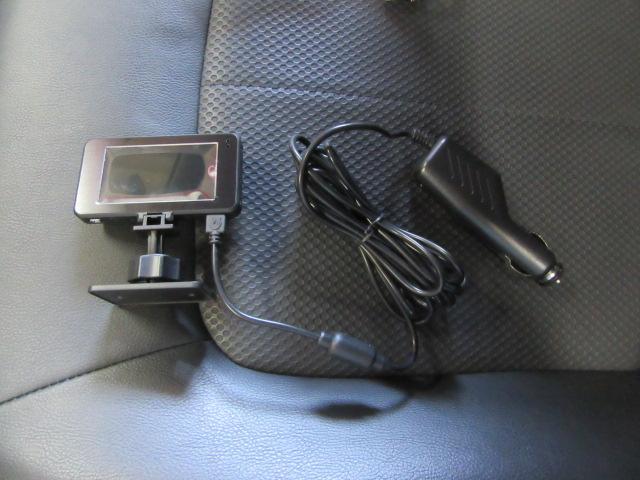 ドライブレコーダー取付　日産　エクストレイル