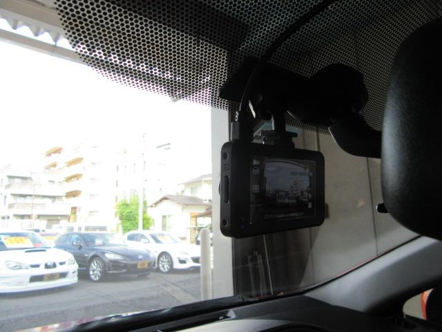 ドライブレコーダー取付　トヨタ　アクア