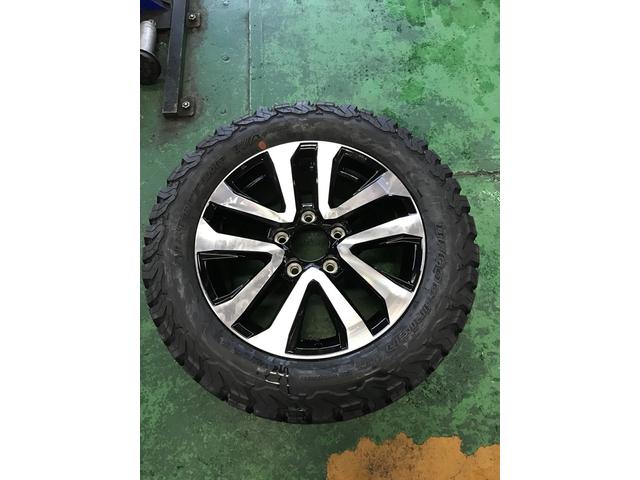 ２０インチタイヤ交換　＜トヨタ　ランドクルーザー＞