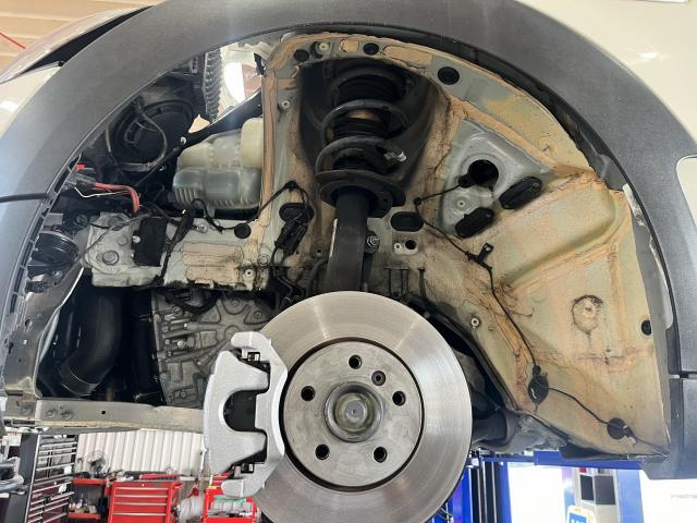 MINI CLUBMAN　ミニ　クラブマン　納車前点検/整備(ロアアーム交換編)