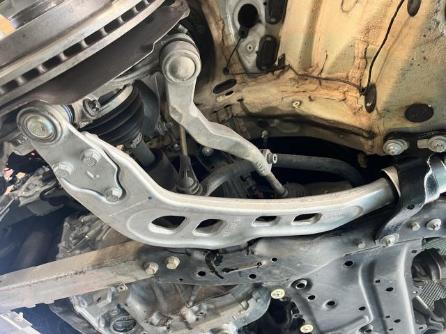 MINI CLUBMAN　ミニ　クラブマン　納車前点検/整備(ロアアーム交換編)