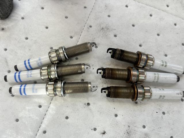 MINI CLUBMAN　ミニ　クラブマン　納車前点検/整備(ロアアーム交換編)