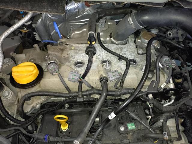 ルノー　カングー　法定点検 岡山市　南区　納車整備
エンジンオイル漏れ修理