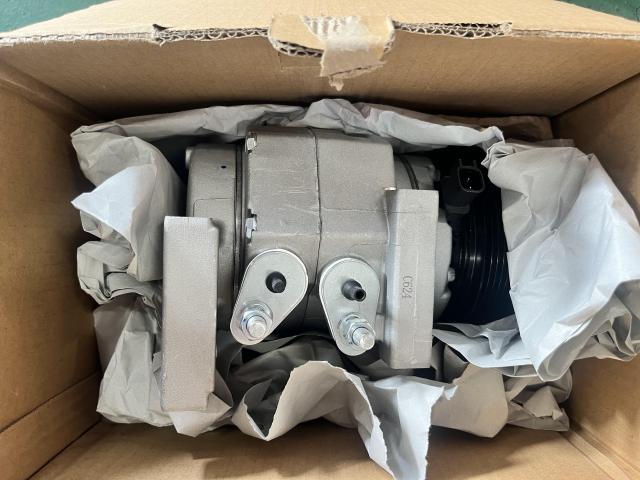 クライスラー　Jeep グランドチェロキー　エンジン不動　セルモーター　コンプレッサー　バッテリー交換　岡山市　南区　