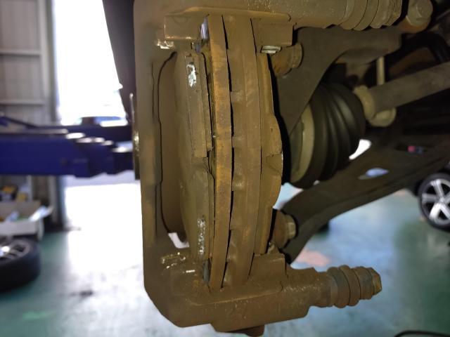 ＭＩＮＩ　ＭＩＮＩ　車検 R60 R61 MINIクロスオーバー
フロントパッド交換　ブローバイホース交換　岡山市　南区