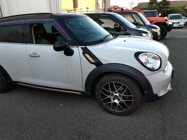 ＭＩＮＩ　ＭＩＮＩ　車検 R60 R61 MINIクロスオーバー
フロントパッド交換　ブローバイホース交換　岡山市　南区