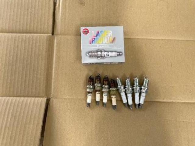 トヨタ　アクア　NHP1０　車検 その２　販売車　納車前点検　タイヤ交換　スパークプラグ交換　岡山市　南区