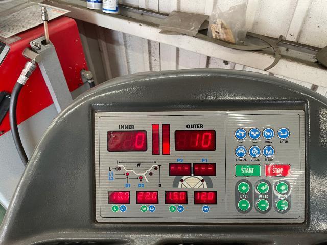 トヨタ　アクア　NHP1０　車検 その２　販売車　納車前点検　タイヤ交換　スパークプラグ交換　岡山市　南区