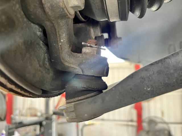 スズキ　クロスビー　12ヶ月点検　1年点検　ロアボールジョイントブーツ交換　タイロッドエンドブーツ交換　岡山市　南区　