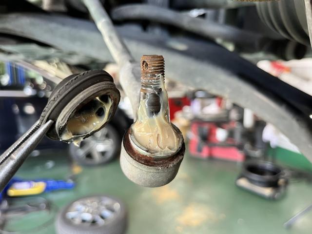 スズキ　クロスビー　12ヶ月点検　1年点検　ロアボールジョイントブーツ交換　タイロッドエンドブーツ交換　岡山市　南区　