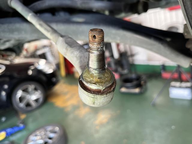 スズキ　クロスビー　12ヶ月点検　1年点検　ロアボールジョイントブーツ交換　タイロッドエンドブーツ交換　岡山市　南区　