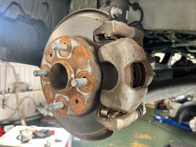 ダイハツ　ハイゼットカーゴ　納車前点検/整備　ブレーキオイル　エンジンオイル　タイヤ　ディスクパッド　交換　岡山市　南区　