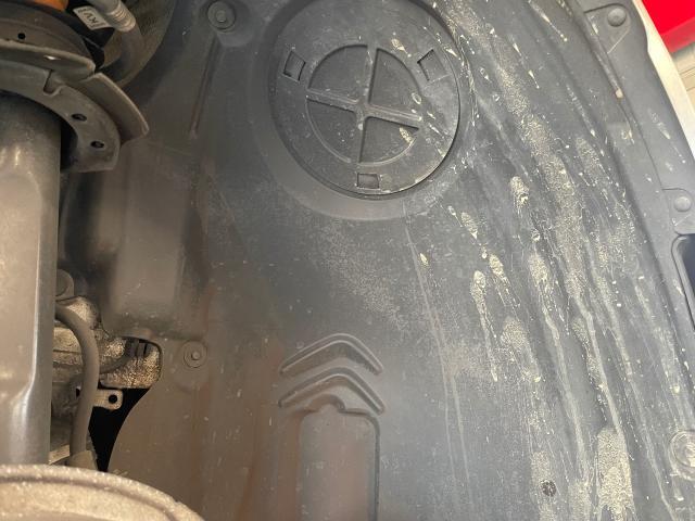 ＭＩＮＩ　F60　ＭＩＮＩ　クロスオーバー　その他修理・整備　ウォッシャーポンプ交換　ウォッシャー液漏れ