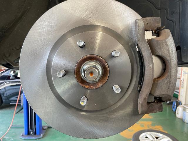 日産　エクストレイル　ブレーキ異音　ブレーキパッド交換　ローター交換　岡山市　南区
