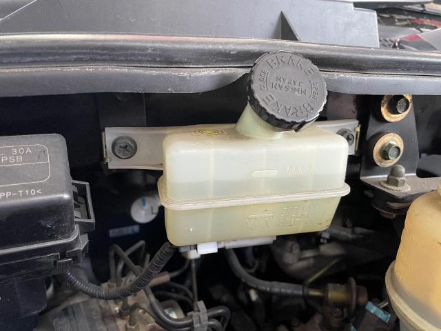 日産 E51　エルグランド　車検　ブレーキパッド交換　ブレーキオイル交換　岡山市　南区