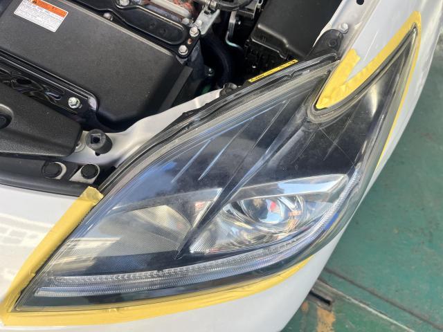 トヨタ　プリウスＰＨＶ　30PRIUS　ディスクパッド　交換　キャリパーペイント　オイル交換　エレメント交換　ヘッドライト研磨　岡山市　南区　