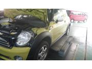 BMWミニ COOPERのエンジンオイル交換（認証オイル
