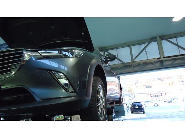 マツダ　CX-3（DK5FW)のエンジンオイル、オイルエレメント交換、燃料フィルター水抜き作業