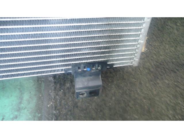 マツダ　デミオ（1300㏄　ガソリン車）13Sツーリング　DJ系のエアコンのコンデンサー交換