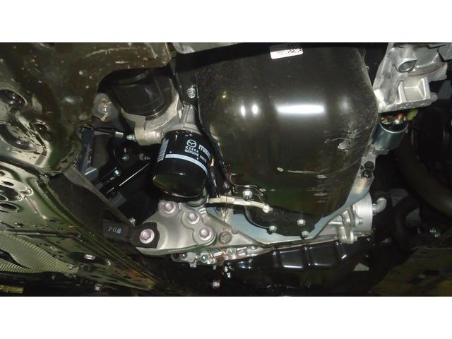 マツダ3　ファストバック　15Ｓ　ツーリング　（6ＢＡ－ＢＰ５Ｐ）のエンジンオイル交換、タイヤ付け替え作業（冬用から夏用へ）