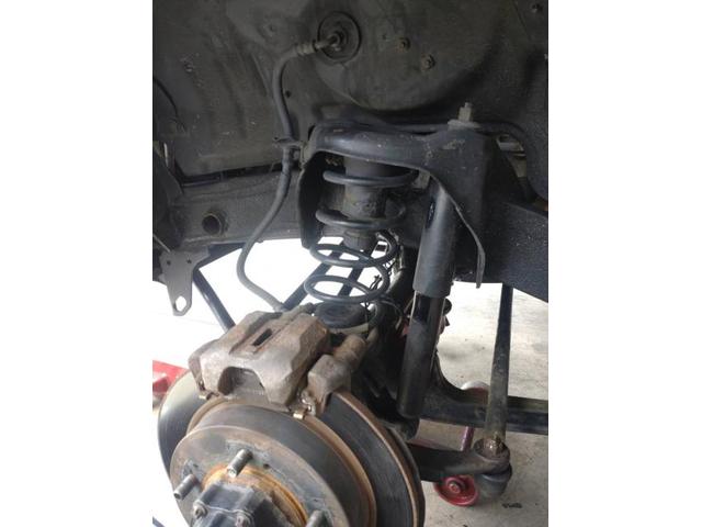 ススキ　ジムニー　1インチアップサスペンション　取付【福山市　御幸町　府中市　井原市で持込でのタイヤ交換・ドライブレコーダー・ナビ・ETC等のパーツ取付は　M＆Auto　エムアンドオート　へお任せ下さい！】