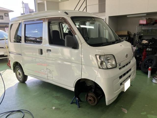 EBD-S321V ハイゼットカーゴ　タイヤ交換