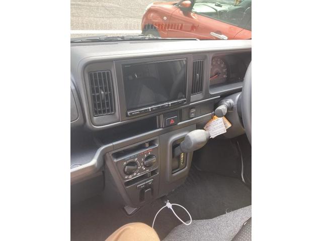 ハイゼット　新車　8インチナビ　取り付け
広島　南区　東雲　段原　出汐　霞　宇品　皆実　翠　仁保　本浦　青崎　向洋　大洲　車屋　故障　修理　板金　車検　カーナビ　取り付け　加工