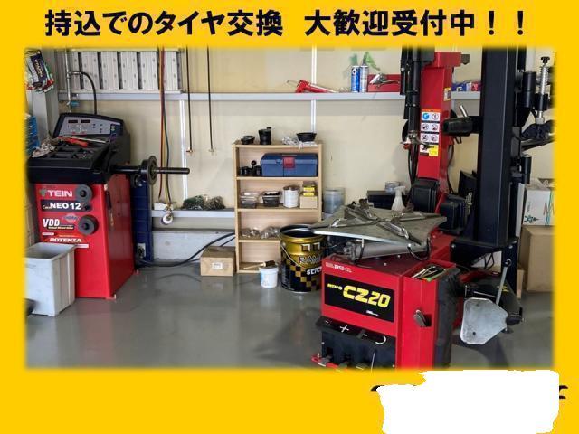 トヨタ　ハイエース　キャンピングカー　サブバッテリー充電装置　インジケータ　取付【山口県　周南市で持込でのタイヤ交換・ドライブレコーダー・ナビ等のパーツ取付・ドレスアップ・カスタムなら”Ｔａｋｅ　ｏｆｆ　テイク　オフ”へ！】