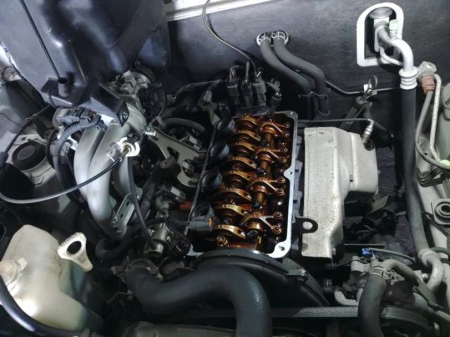 三菱　パジェロミニ　車検   オイル漏れ　ロッカーパッキン交換【岡山県　津山市で持込での各種パーツ取付・車検・整備・修理の事なら　（有）東部自動車販売整備工場 へお問合わせ下さい！ 】