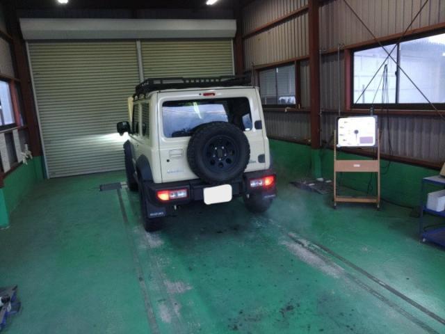 スズキ　ジムニーシエラ　車検　【岡山県　津山市で持込での各種パーツ取付・車検・整備・修理の事なら　（有）東部自動車販売整備工場 へお問合わせ下さい！　スバル協力業販店 】