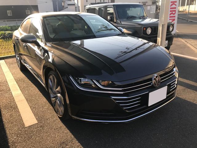 VW  アルテオンにクイックホーンの取り付けです。