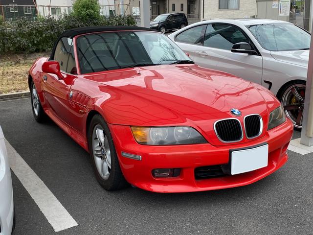 BMW Z3の幌交換です。