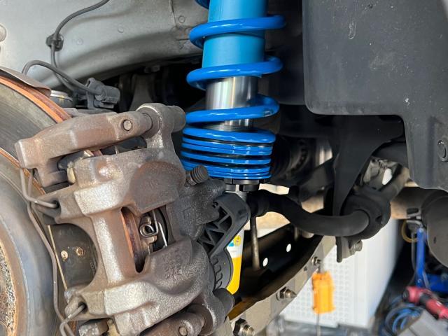 値引き交渉可 レヴォーグ 純正ショック ビルシュタイン Yahoo!オークション -「レヴォーグ 純正」(スバル用