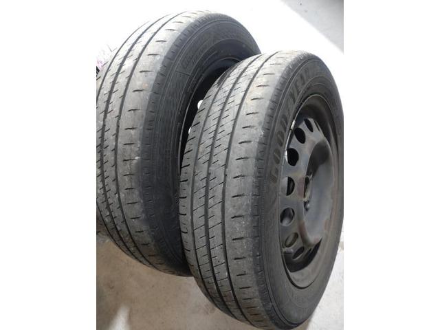 トヨタ アクア タイヤ交換  175/65R15  岡山市北区 岡山市中区 岡山市東区 岡山市南区 倉敷市 玉野市 都窪郡 総社市