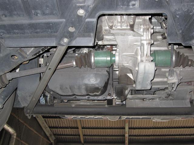 スバル　サンバートラック　オイル　オイルフィルター交換　【倉敷市　車検　修理　整備　取付　お任せください】