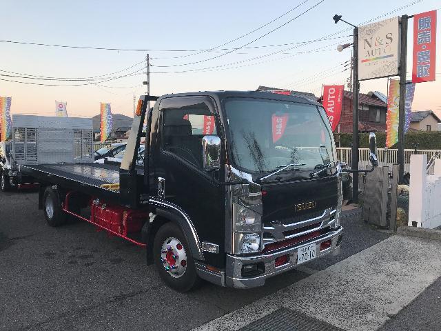 バックカメラ取り付け 積載車 Isuzu エルフ 岡山市東区 グーネットピット