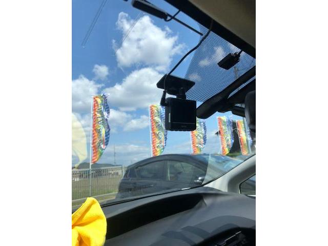 TOYOTA プリウス　ドライブレコーダー取り付け