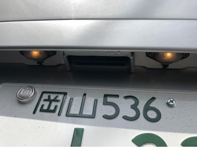 三菱　デリカD3  LEDヘッドライト　LEDフォグランプ取り付け　LEDルームランプ　LEDポジション　LEDライセンス　　